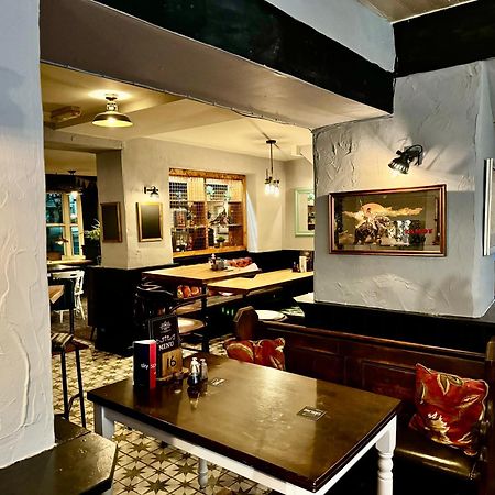 The Black Swan Hotel Leyburn Exterior photo